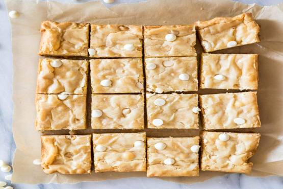 White Chocolate Sauce Brownies